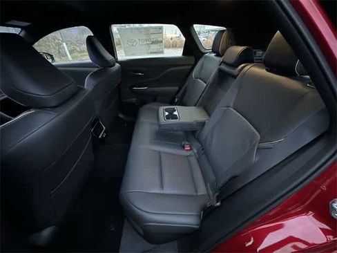 New 2025 Toyota Crown Signia XLE image 17