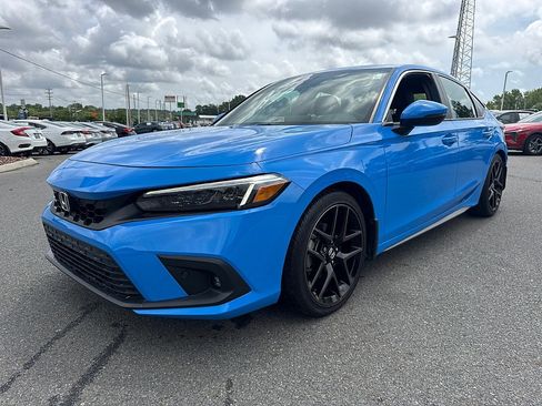 Used 2023 Honda Civic Sport Touring image 6