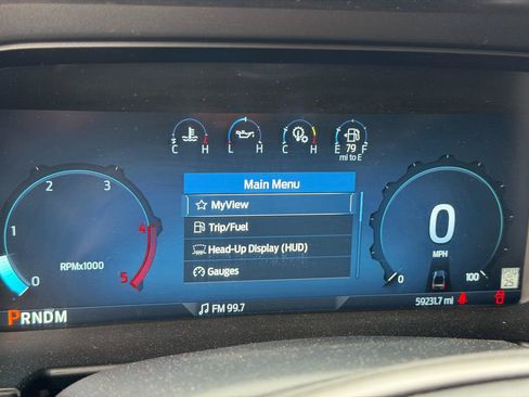 Used 2023 Ford F250 Platinum AWD/4WD image 7