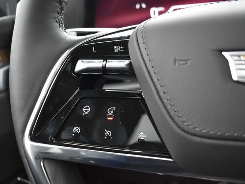 Certified 2026 Cadillac Escalade ESV Platinum Sport w/ LPO, ONYX Package image 16