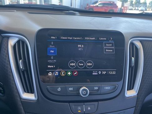 Used 2024 Chevrolet Malibu LT image 17