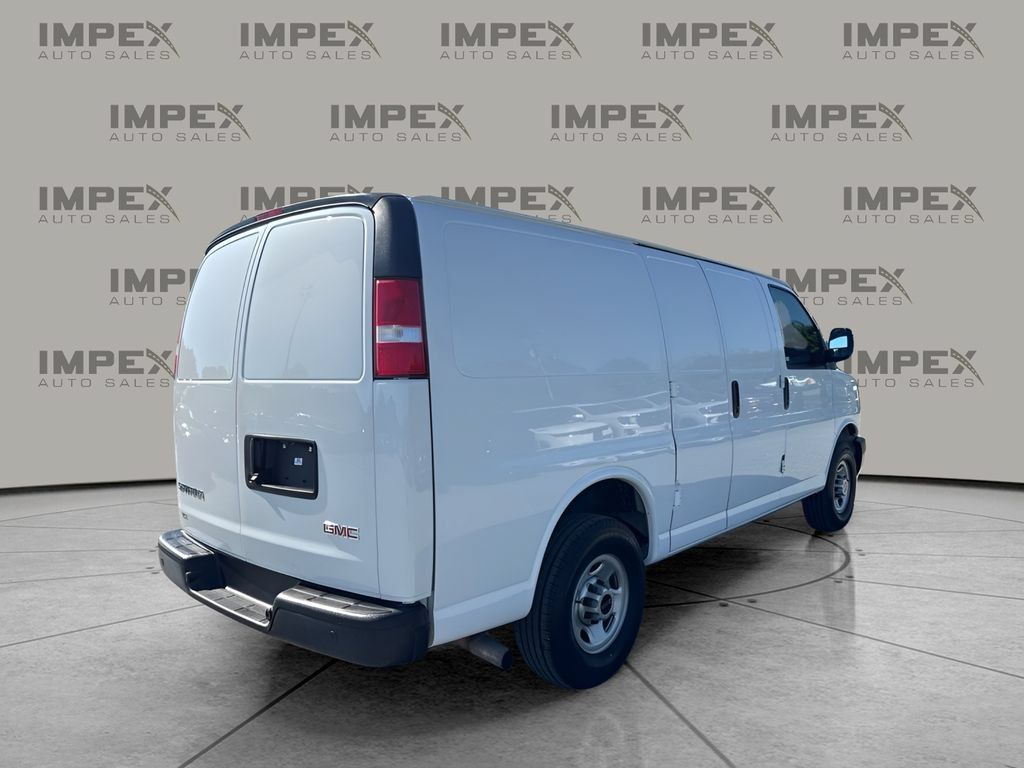 Used 2023 GMC Savana 2500 RWD image 5