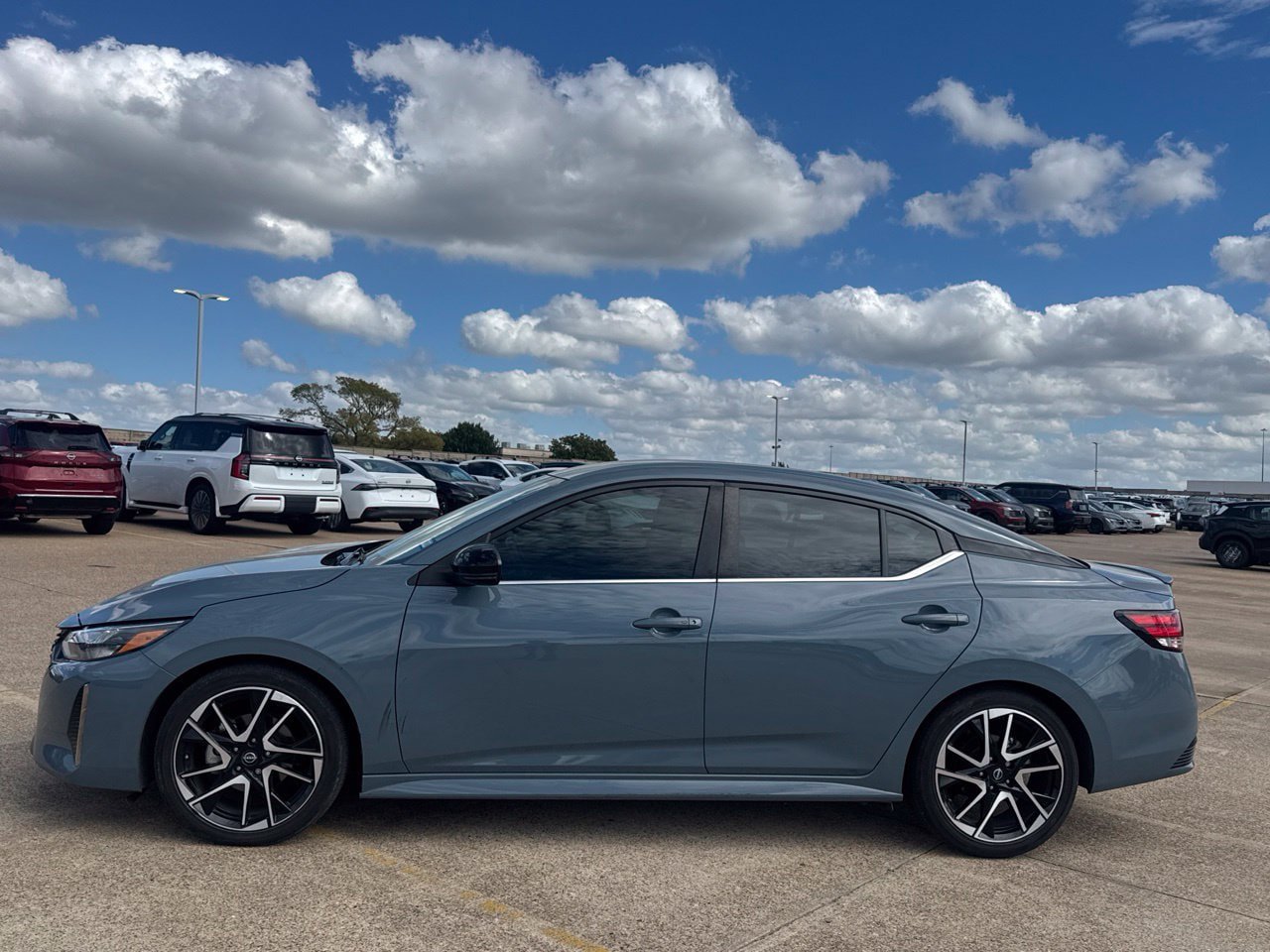Certified 2024 Nissan Sentra SR FWD image 14