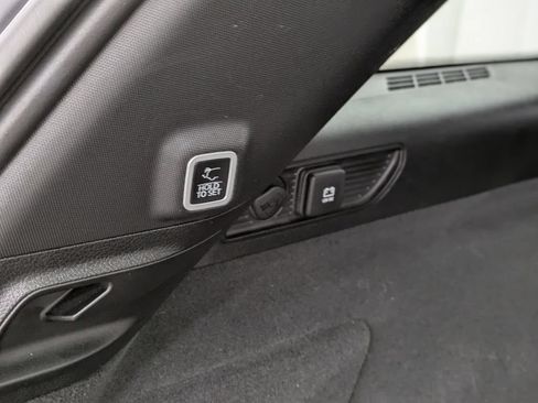 Used 2023 Jeep Grand Cherokee Trailhawk AWD/4WD image 19