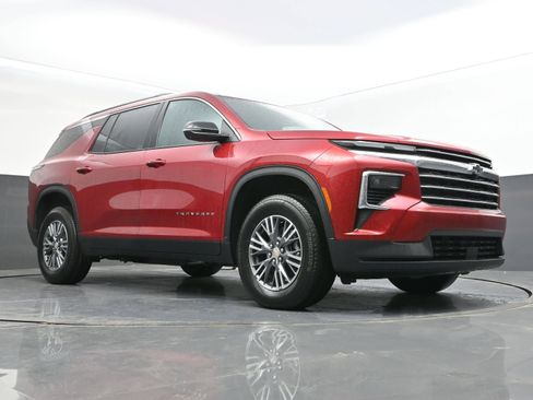 New 2026 Chevrolet Traverse LT FWD image 36