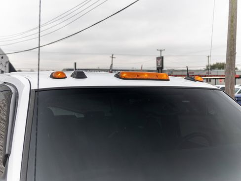 Used 2005 Chevrolet Silverado 3500 LT w/ Heavy-Duty Power Package image 25