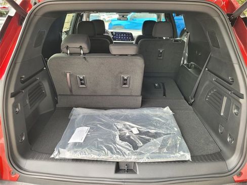 New 2025 Chevrolet Traverse LT w/ Driver Confidence Package image 15