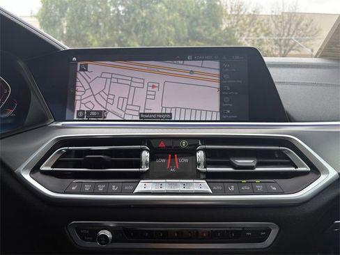 Used 2019 BMW X5 xDrive50i w/ Parking Assistance Package image 16