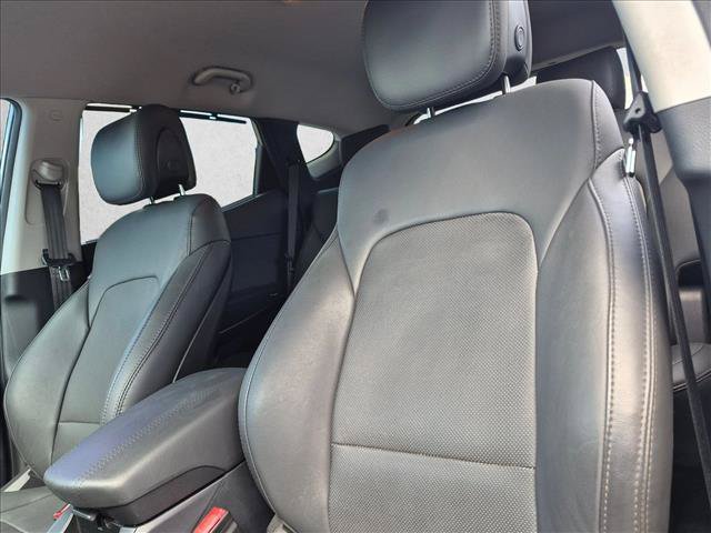 Used 2017 Hyundai Santa Fe Sport 2.0T FWD image 12