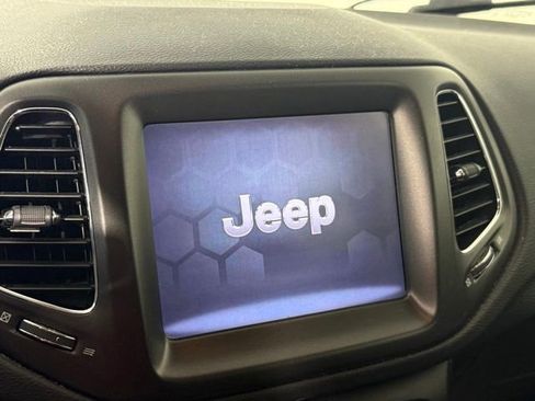 Used 2019 Jeep Compass Trailhawk AWD/4WD image 19