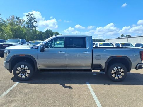 New 2026 GMC Sierra 2500 Denali w/ Denali Reserve Package AWD/4WD image 1