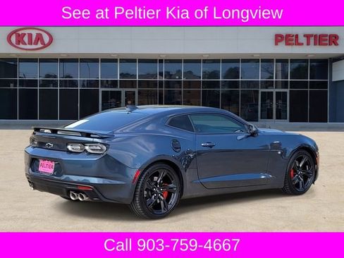Used 2021 Chevrolet Camaro SS RWD image 4
