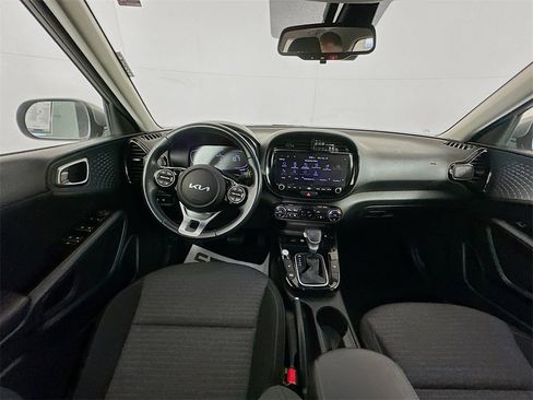Used 2023 Kia Soul EX image 23
