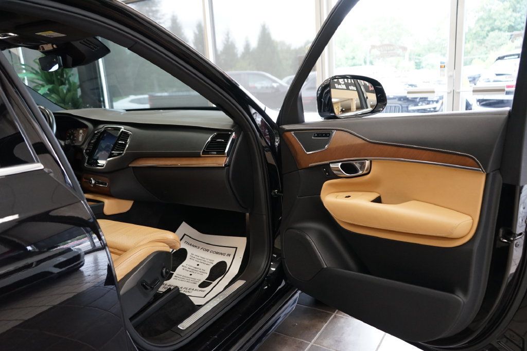 Used 2017 Volvo XC90 T6 Inscription w/ Vision Package AWD/4WD image 44