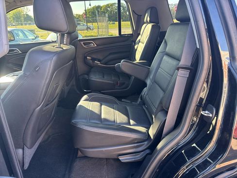 Used 2015 GMC Yukon Denali w/ Premium Package AWD/4WD image 11