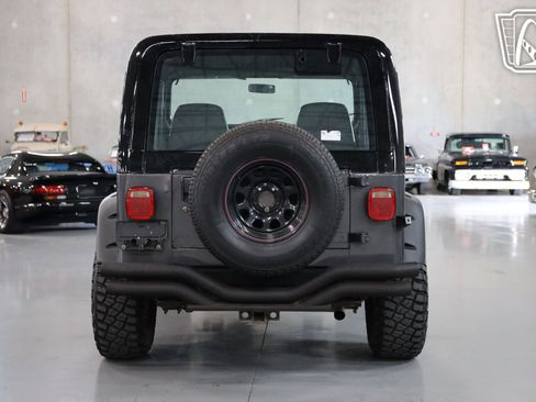 Used 1988 Jeep Wrangler 4WD image 14