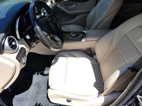 Used 2017 Mercedes-Benz GLC 300 image 25