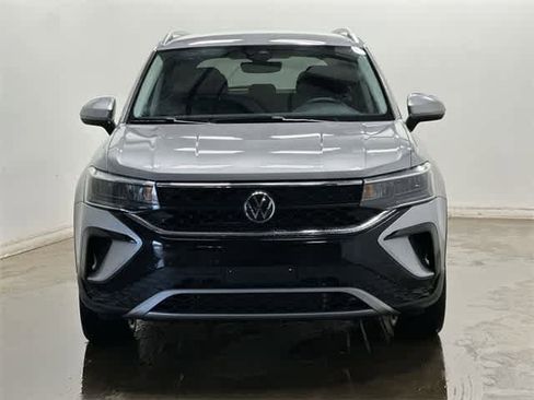 Certified 2023 Volkswagen Taos SE image 28