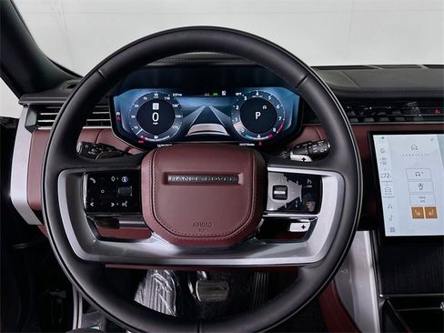 New 2026 Land Rover Range Rover SE image 12
