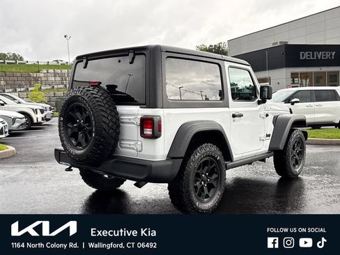Used 2023 Jeep Wrangler Sport AWD/4WD image 4