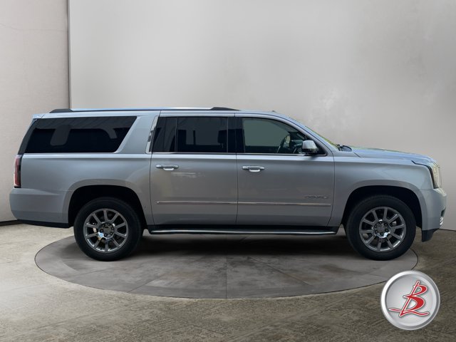 Used 2015 GMC Yukon XL Denali AWD/4WD image 8