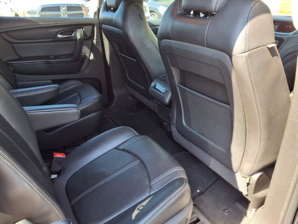 Used 2016 Chevrolet Traverse LT FWD image 33