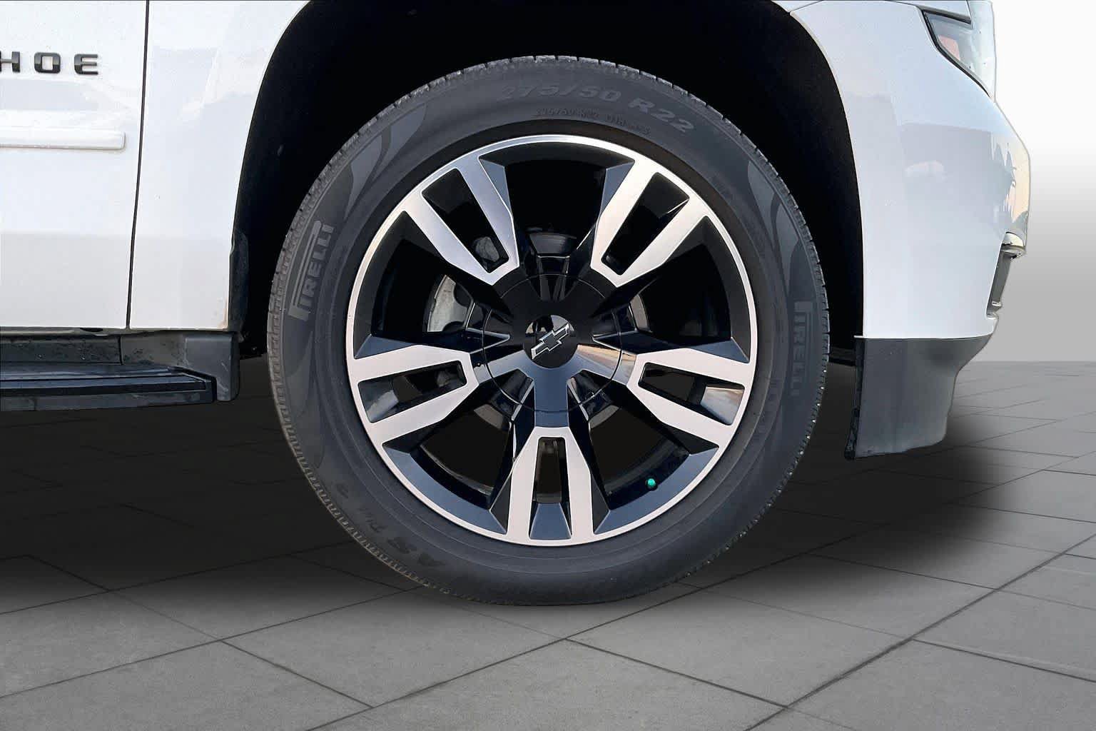 Used 2019 Chevrolet Tahoe Premier AWD/4WD image 12