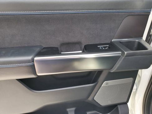 Used 2024 Ford F150 Platinum w/ FX4 Off-Road Package image 16