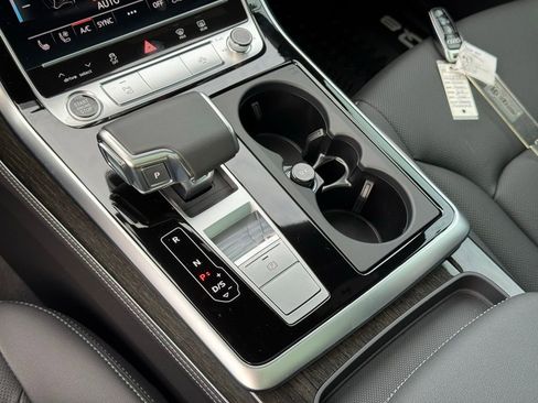 New 2026 Audi Q8 Premium Plus image 32