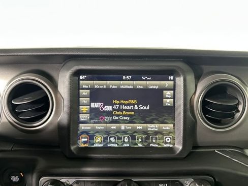 Used 2023 Jeep Wrangler Unlimited w/ Cold Weather Group image 20