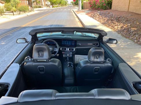 Used 2025 Ford Mustang Premium RWD image 73