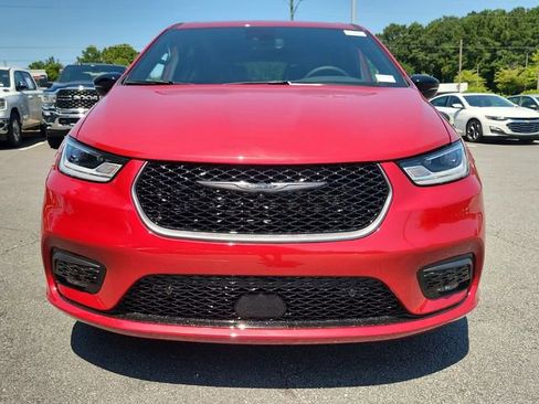 New 2026 Chrysler Pacifica Select image 16