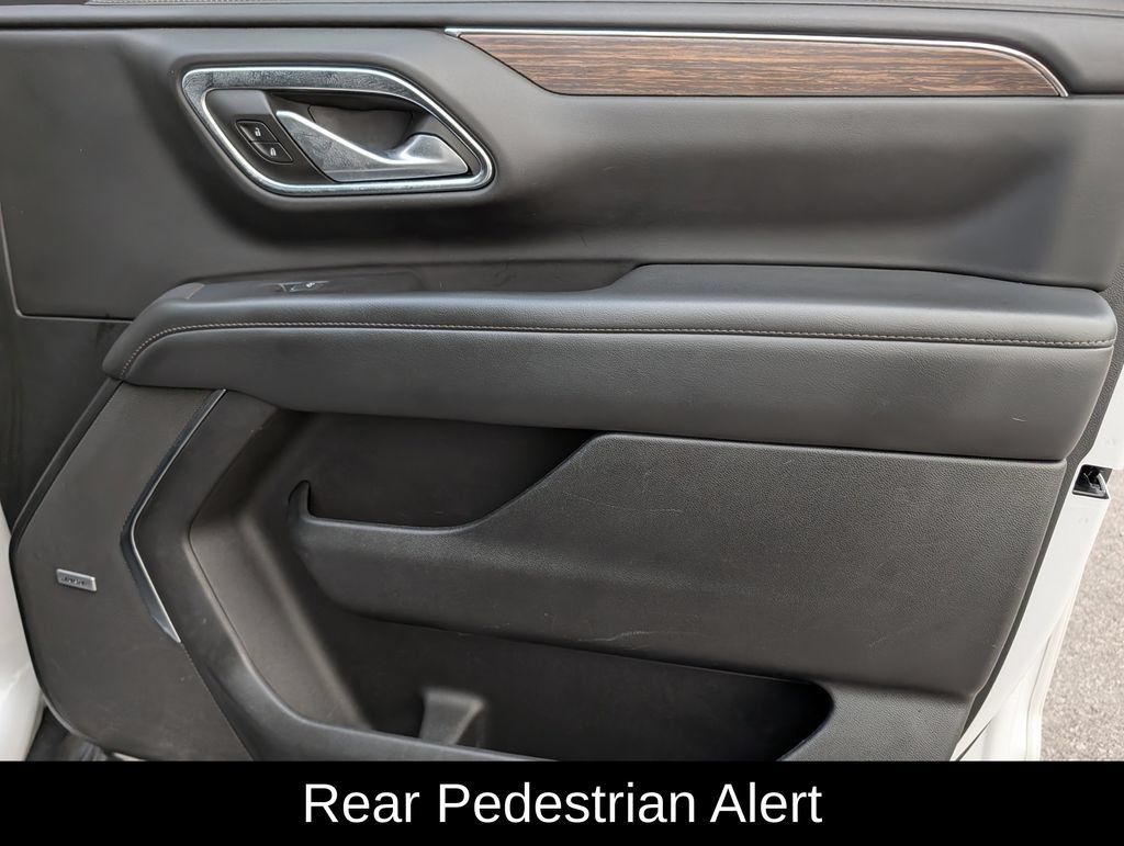 Used 2023 Chevrolet Tahoe High Country w/ Premium Package 2 AWD/4WD image 38