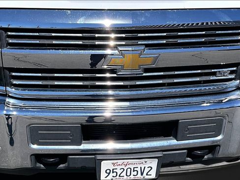 Used 2019 Chevrolet Silverado 2500 LTZ w/ Duramax Plus Package RWD image 24