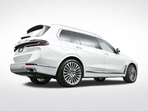 Used 2023 BMW X7 xDrive40i w/ Premium Package image 29
