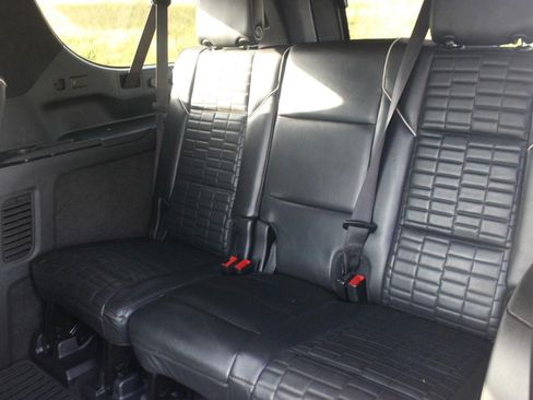 Used 2021 Cadillac Escalade ESV Sport Platinum AWD/4WD image 35