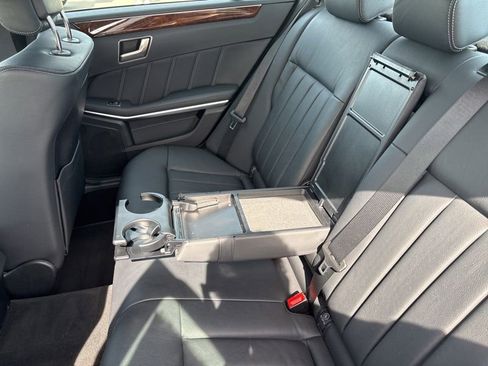Used 2016 Mercedes-Benz E 350 4MATIC Sedan image 14