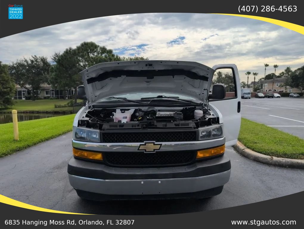 Used 2020 Chevrolet Express 2500 w/ Driver Convenience Package RWD image 29