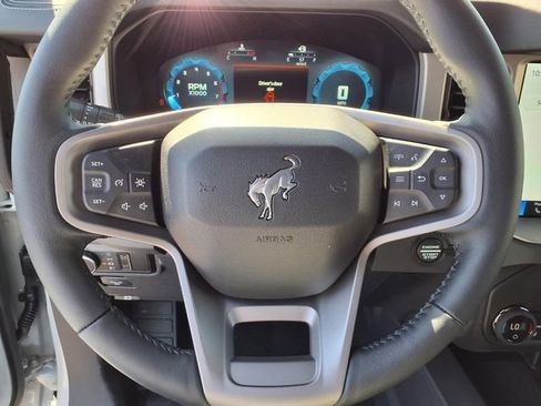 New 2026 Ford Bronco Outer Banks w/ Sasquatch Package AWD/4WD image 15