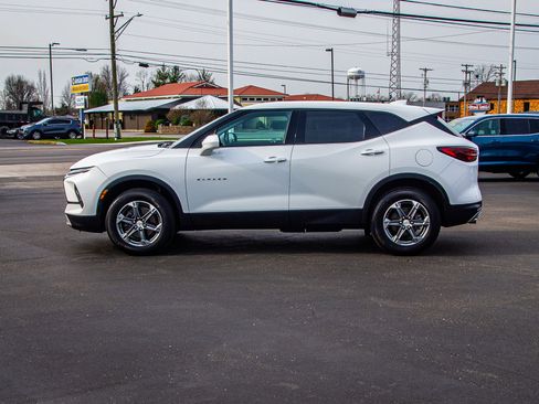 Used 2023 Chevrolet Blazer LT image 4