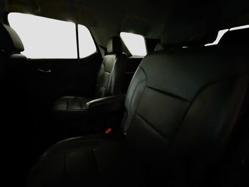 Used 2020 Chevrolet Traverse LT w/ LT Premium Package AWD/4WD image 24