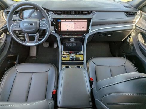 New 2026 Jeep Grand Cherokee Limited AWD/4WD image 13
