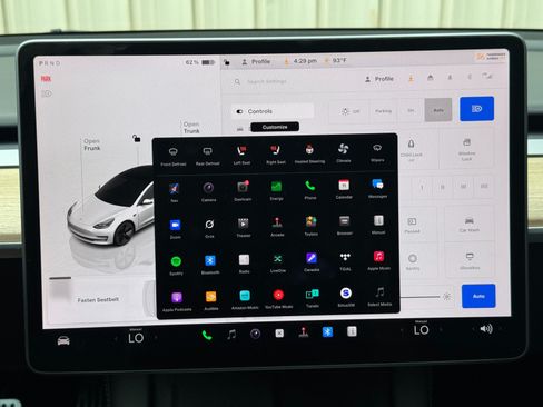 Used 2023 Tesla Model 3 Standard Range RWD image 33