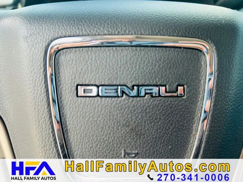 Used 2018 GMC Yukon Denali w/ Open Road Package AWD/4WD image 24