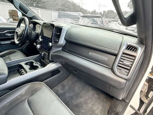Used 2024 RAM 1500 Laramie image 31