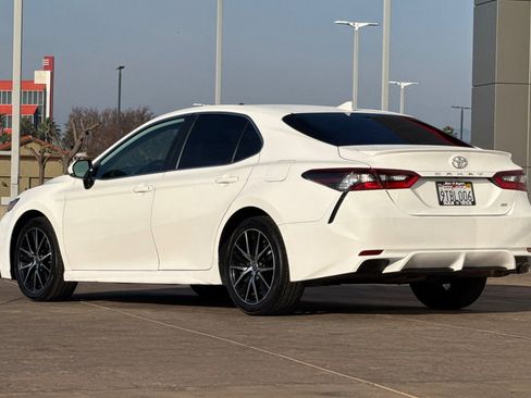 Certified 2023 Toyota Camry SE image 7