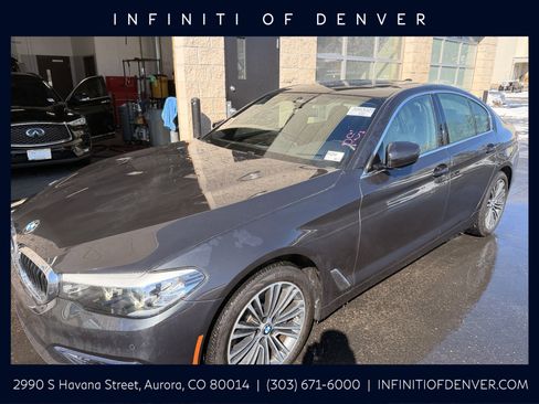Used 2019 BMW 530i xDrive 530i xDrive w/ Convenience Package image 1