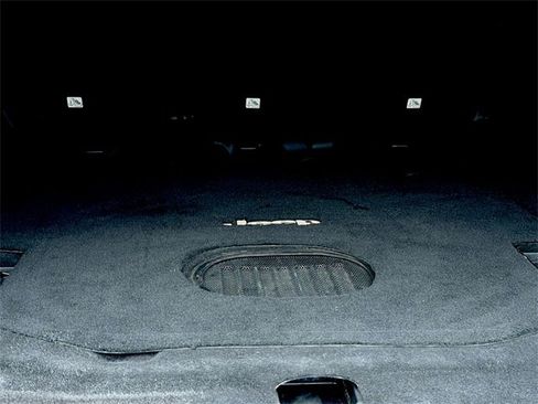 Used 2015 Jeep Wrangler Unlimited Sahara image 39