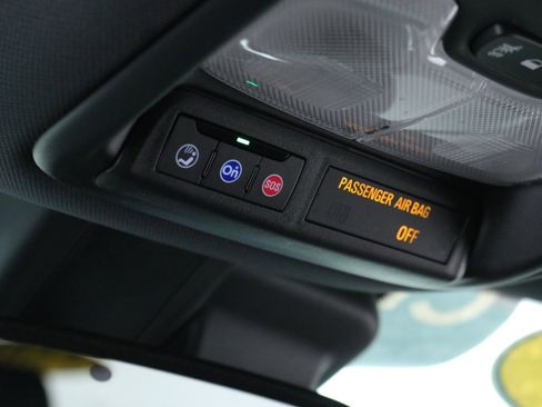 Certified 2023 Chevrolet TrailBlazer RS w/ Convenience Package image 20