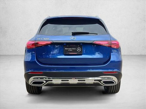 Certified 2026 Mercedes-Benz GLC 300 image 8
